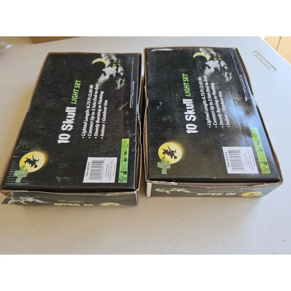 2 BOXES VTG ALL HALLOWS EVE HALLOWEEN 10 MOLDED  SKULL STRING LIGHTS SET